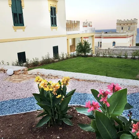 Villa Cesarea Dimora di Charme-3